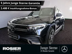 Schwarz / kosmosschwarz Gebraucht 2023 Mercedes EQB300 Advanced Plus SUV | 39.890 € (Fairer Preis)