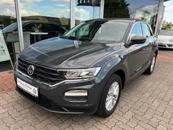 Grau Gebraucht 2019 VW T-Roc Trendline SUV | 14.980 € (Guter Preis)