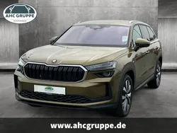 Gold Neu 2025 Skoda Kodiaq Selection SUV | 52.700 € (Etwas zu teuer)