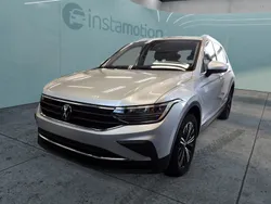 Silber Gebraucht 2024 VW Tiguan Life SUV | 31.420 € (Fairer Preis)
