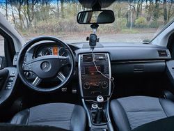 Grau Gebraucht 2008 Mercedes B170 Sport Van / Kleinbus | 3.500 € (Superpreis)