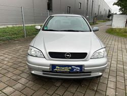 Silber Gebraucht 1999 Opel Astra Basis Kleinwagen | 2.990 € (Teuer)