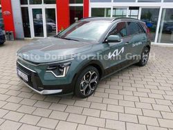 Cge : cityscape grün metallic Gebraucht 2024 Kia Niro Spirit SUV | 32.890 € (Teuer)