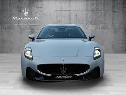 Grau Gebraucht 2024 Maserati Granturismo Coupé | 186.777 €