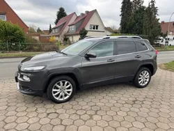 Grau Gebraucht 2016 Jeep Cherokee Limited SUV | 14.500 € (Superpreis)