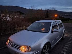 Silber Gebraucht 2001 VW Golf Limousine | 2.400 € (Guter Preis)