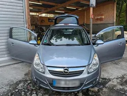 Silber Gebraucht 2010 Opel Corsa Kleinwagen | 1.700 € (Guter Preis)
