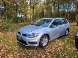 Silber Gebraucht 2016 VW Golf VII Comfortline Kombi | 12.400 € (Guter Preis)