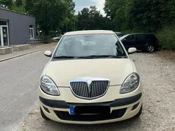 Beige Gebraucht 2005 Lancia Ypsilon Kleinwagen | 1.190 € (Guter Preis)