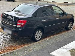 Schwarz Gebraucht 2014 Lada Granta Limousine | 1.800 €