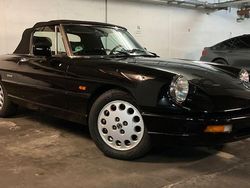 Schwarz Gebraucht 1992 Alfa Romeo Spider Cabrio | 19.900 €