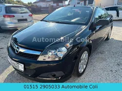 Schwarz Gebraucht 2010 Opel Astra Cabriolet Edition Cabrio | 2.999 € (Guter Preis)