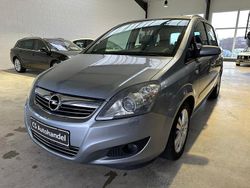 Silber Gebraucht 2009 Opel Zafira Innovation Van / Kleinbus | 3.490 € (Fairer Preis)