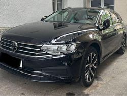 Schwarz Gebraucht 2020 VW Passat Kombi | 21.650 € (Guter Preis)