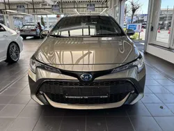 Braun Gebraucht 2021 Toyota Corolla Hybrid Basis Kombi | 19.700 € (Fairer Preis)
