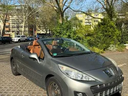 Grau Gebraucht 2009 Peugeot 207 CC Cabrio | 4.500 € (Fairer Preis)