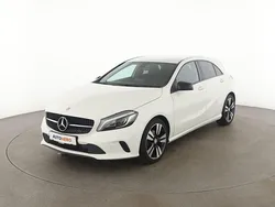 Weiß Gebraucht 2016 Mercedes A160 Urban Limousine | 16.820 € (Etwas zu teuer)