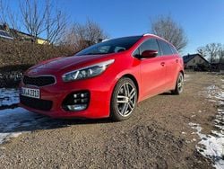 Rot Gebraucht 2016 Kia Ceed Sportswagon GT-Line Kombi | 9.995 € (Fairer Preis)
