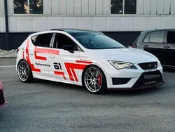 Grau Gebraucht 2014 Cupra Leon Limousine | 20.200 € (Teuer)