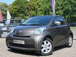 Braun Gebraucht 2013 Toyota iQ Kleinwagen | 6.490 € (Fairer Preis)