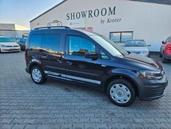 Schwarz Gebraucht 2015 VW Caddy Beach Van / Kleinbus | 9.690 € (Guter Preis)