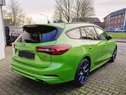 Grün Gebraucht 2025 Ford Focus ST Kombi | 37.700 € (Guter Preis)