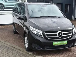 Obsidianschwarz metallic Gebraucht 2019 Mercedes V200 Van / Kleinbus | 39.990 € (Fairer Preis)