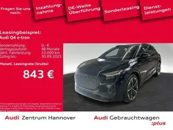Mythosschwarz metallic Gebraucht 2024 Audi Q4 e-tron Ambiente SUV | 68.990 €