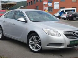 Silber Gebraucht 2010 Opel Insignia Edition Limousine | 7.990 € (Teuer)