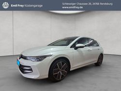 Weiß Gebraucht 2024 VW Golf VIII Style Limousine | 26.980 € (Guter Preis)