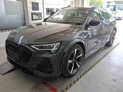 Grau Gebraucht 2022 Audi e-tron Sportback Sport SUV | 42.950 € (Teuer)