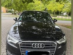 Schwarz Gebraucht 2013 Audi A3 Ambition Kombi | 12.000 € (Teuer)