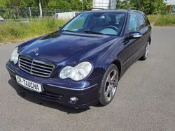 Blau Gebraucht 2005 Mercedes C320 Avantgarde Kombi | 2.400 € (Superpreis)