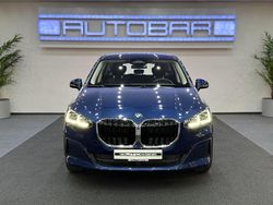 Blau Gebraucht 2024 BMW 216 Active Tourer Van / Kleinbus | 26.700 € (Fairer Preis)