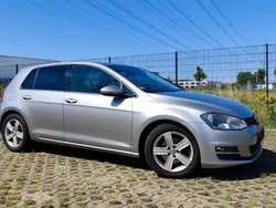 Grau Gebraucht 2013 VW Golf VII Comfortline Limousine | 8.299 € (Fairer Preis)