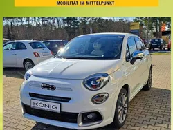 Weiß Gebraucht 2023 Fiat 500X Dolcevita SUV | 25.448 € (Guter Preis)