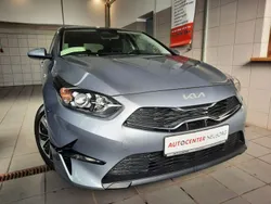 Silber Neu 2024 Kia Ceed Limousine | 21.200 € (Superpreis)