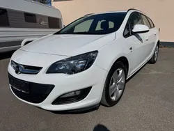 Weiß Gebraucht 2014 Opel Astra Energy Kombi | 5.499 € (Guter Preis)