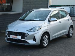 Silber Gebraucht 2021 Hyundai i10 Select Kleinwagen | 10.490 € (Guter Preis)