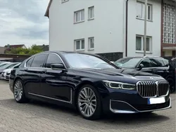 Blau Gebraucht 2020 BMW 740 Sport Line Limousine | 45.500 € (Fairer Preis)