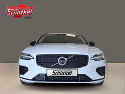 Ice white Gebraucht 2020 Volvo V60 R-Design Kombi | 21.950 € (Fairer Preis)