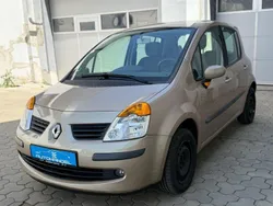 Braun Gebraucht 2006 Renault Modus Authentique Van / Kleinbus | 2.900 € (Fairer Preis)