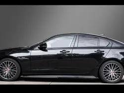 Schwarz Gebraucht 2018 Jaguar XE Limousine | 21.700 € (Guter Preis)