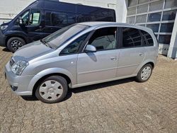 Silber Gebraucht 2006 Opel Meriva Van / Kleinbus | 1.800 € (Guter Preis)