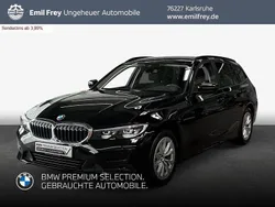 Schwarz uni Gebraucht 2022 BMW 320 Advantage Kombi | 26.990 € (Guter Preis)