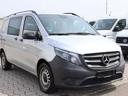 Silber Gebraucht 2021 Mercedes Vito Van / Kleinbus | 29.691 € (Fairer Preis)