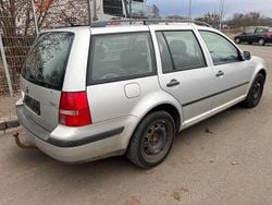 Silber Gebraucht 2005 VW Golf IV Ocean Kombi | 900 € (Superpreis)