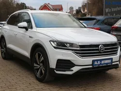 Weiß Gebraucht 2020 VW Touareg SUV | 35.590 € (Guter Preis)