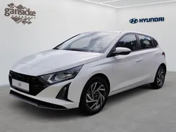 Weiß Neu 2025 Hyundai i20 Trend Limousine | 22.290 € (Fairer Preis)