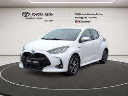 Weiß Gebraucht 2021 Toyota Yaris Hybrid Team Limousine | 13.910 € (Guter Preis)